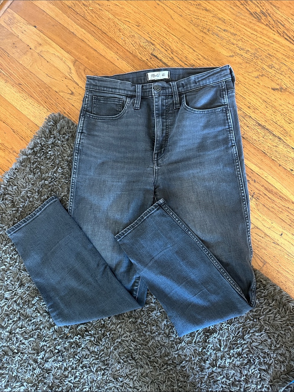 Madewell High-Rise Slim Straight Jeans in Faded Black/Gray Size 27